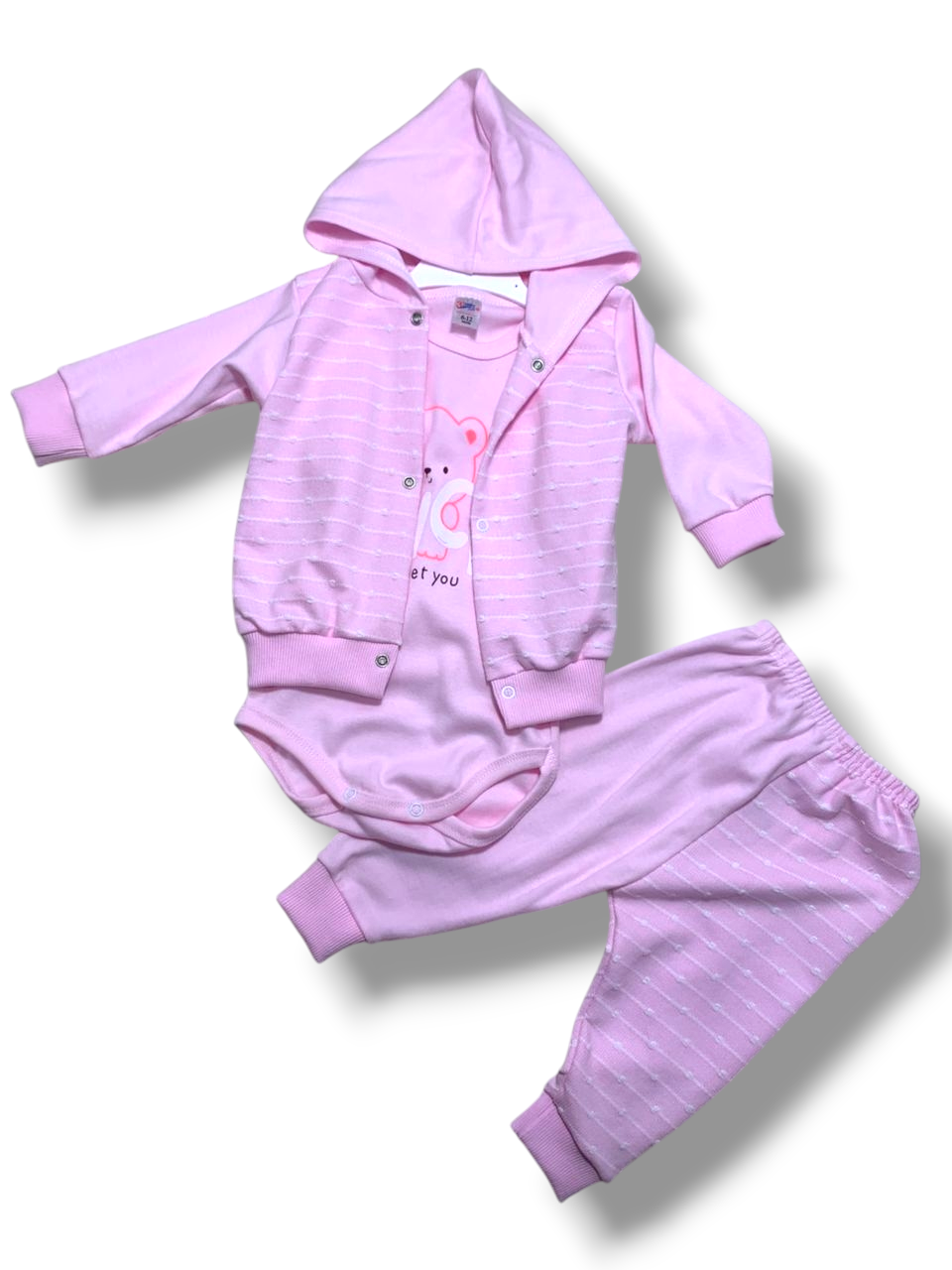 طقم متعدد الألوان